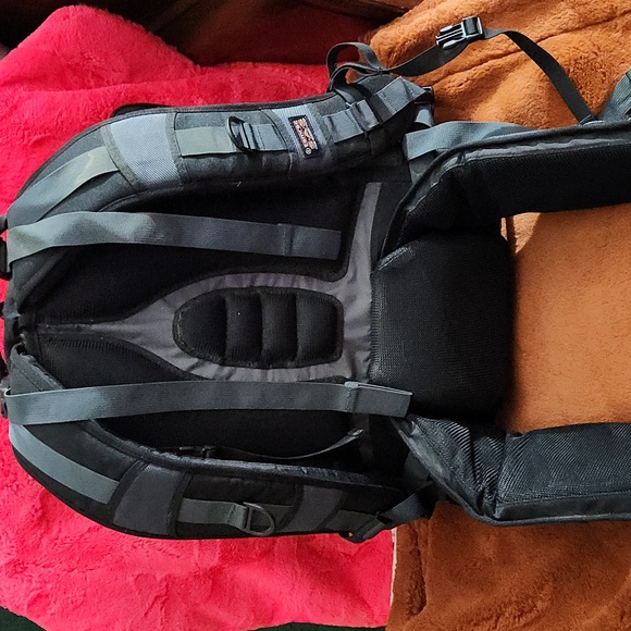 TAMRAC CAMERA BACKPACK - Picture 5 of 8